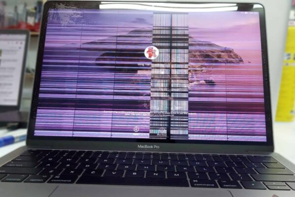 Khắc phục lỗi màn hình của Macbook 4